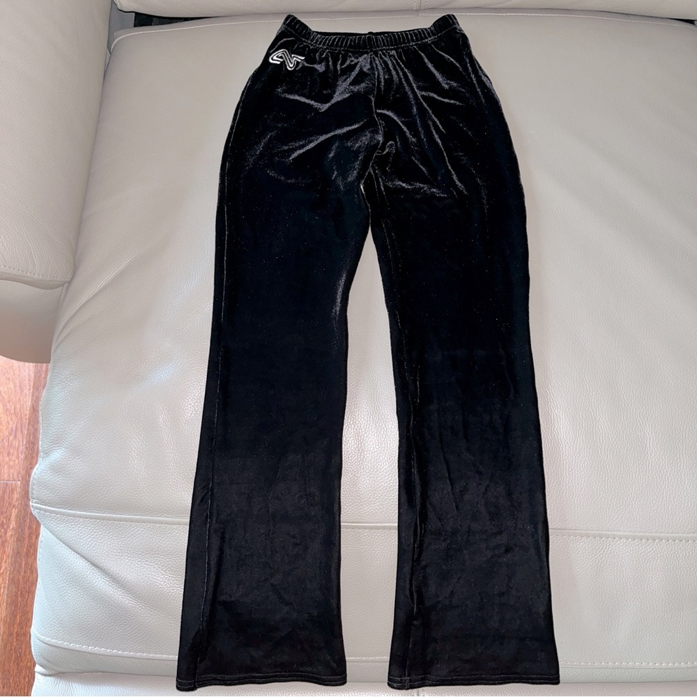 Girls ALPHA FACTOR PANTS Child Medium gymnastics competition black velvet/velour